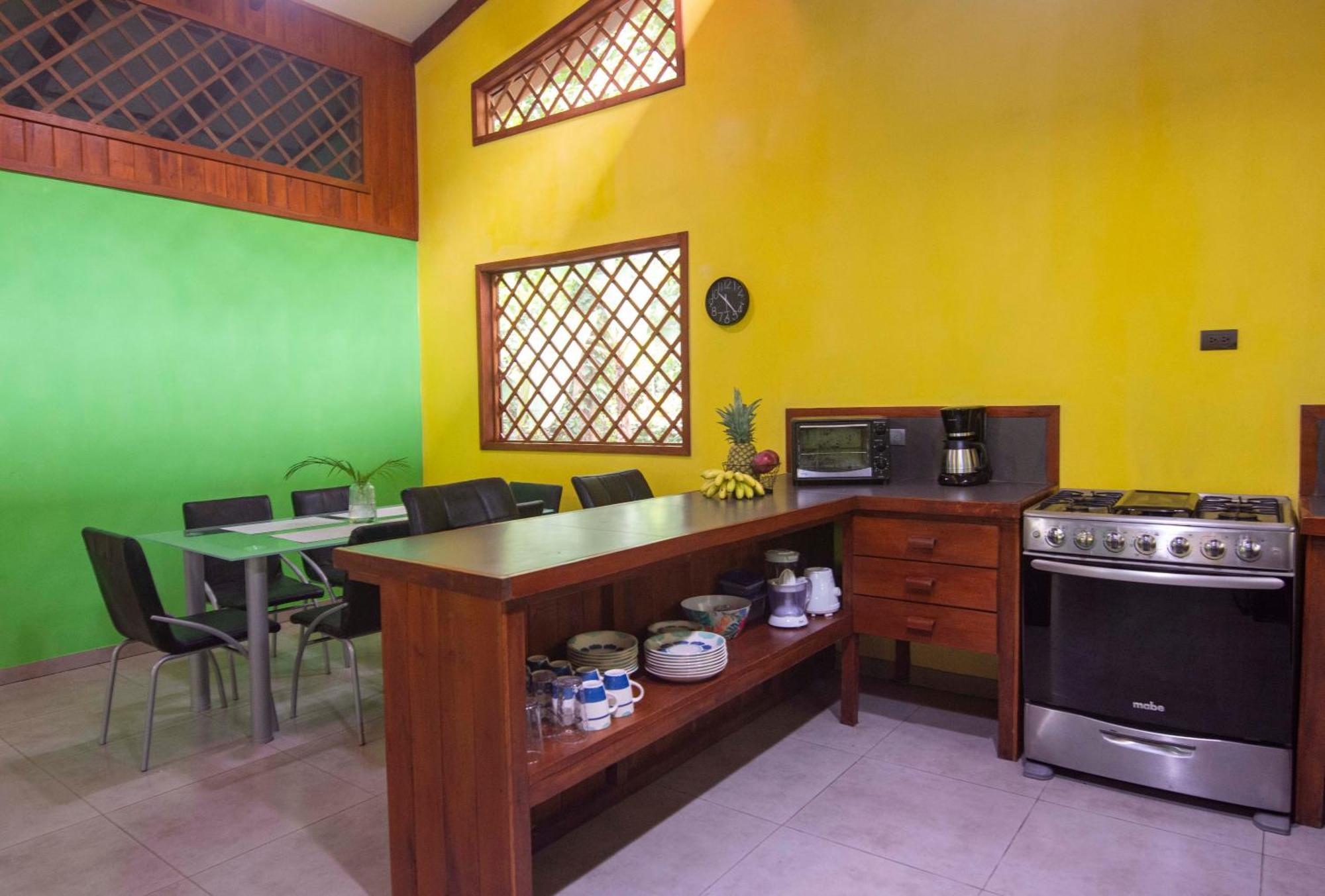 Hotel Casa Merlin Puerto Viejo de Talamanca الغرفة الصورة