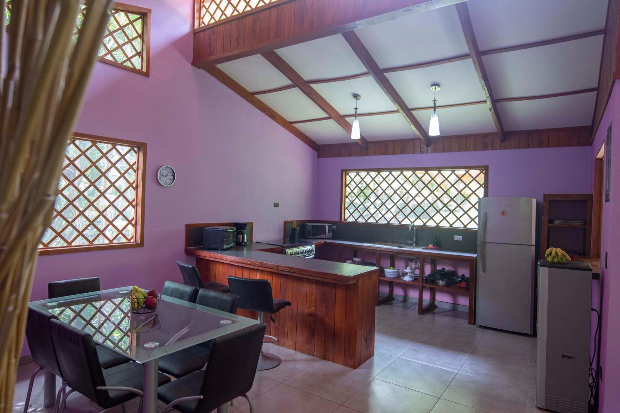 Hotel Casa Merlin Puerto Viejo de Talamanca الغرفة الصورة